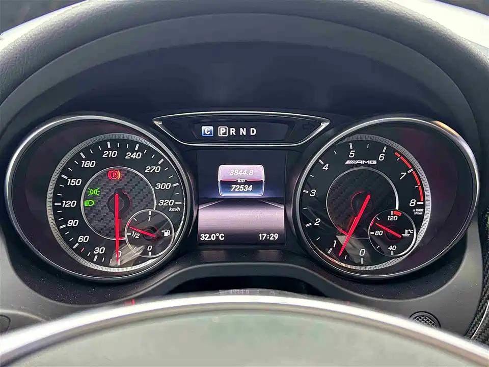 Mercedes-Benz GLA AMG