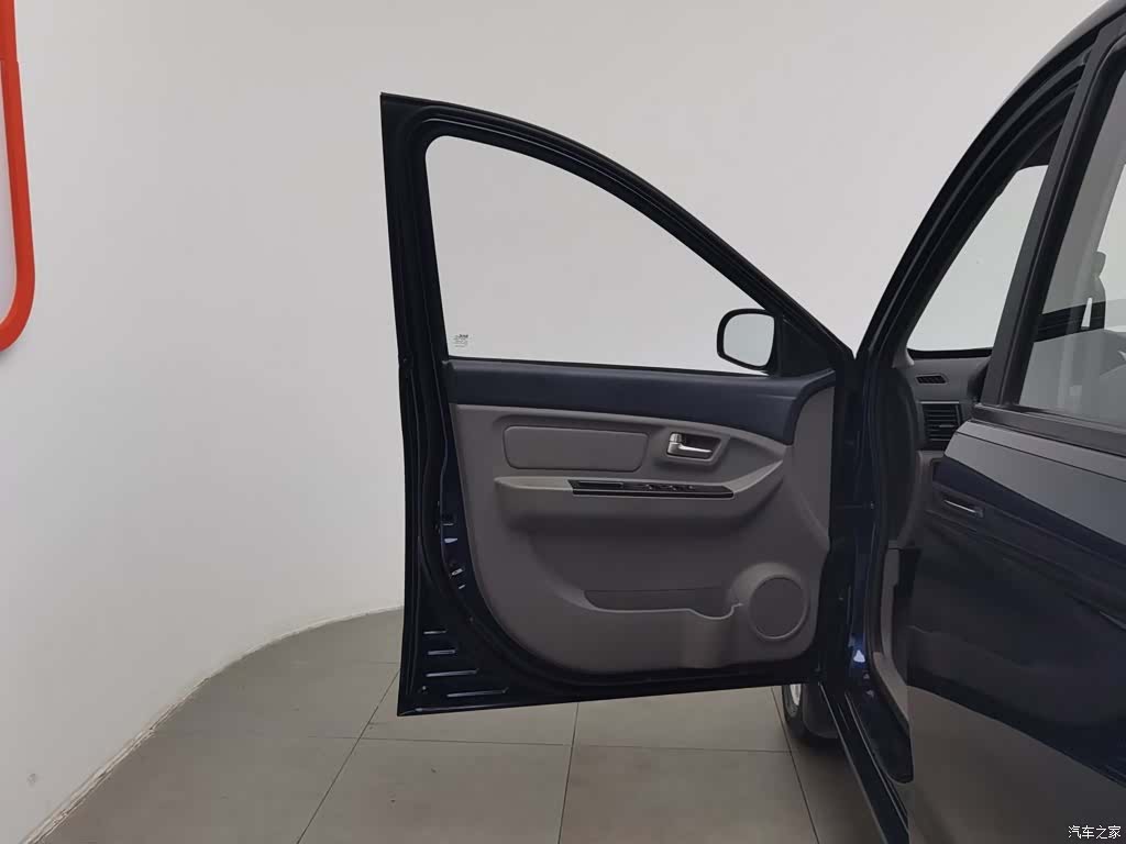 BAIC M20, 2014 8