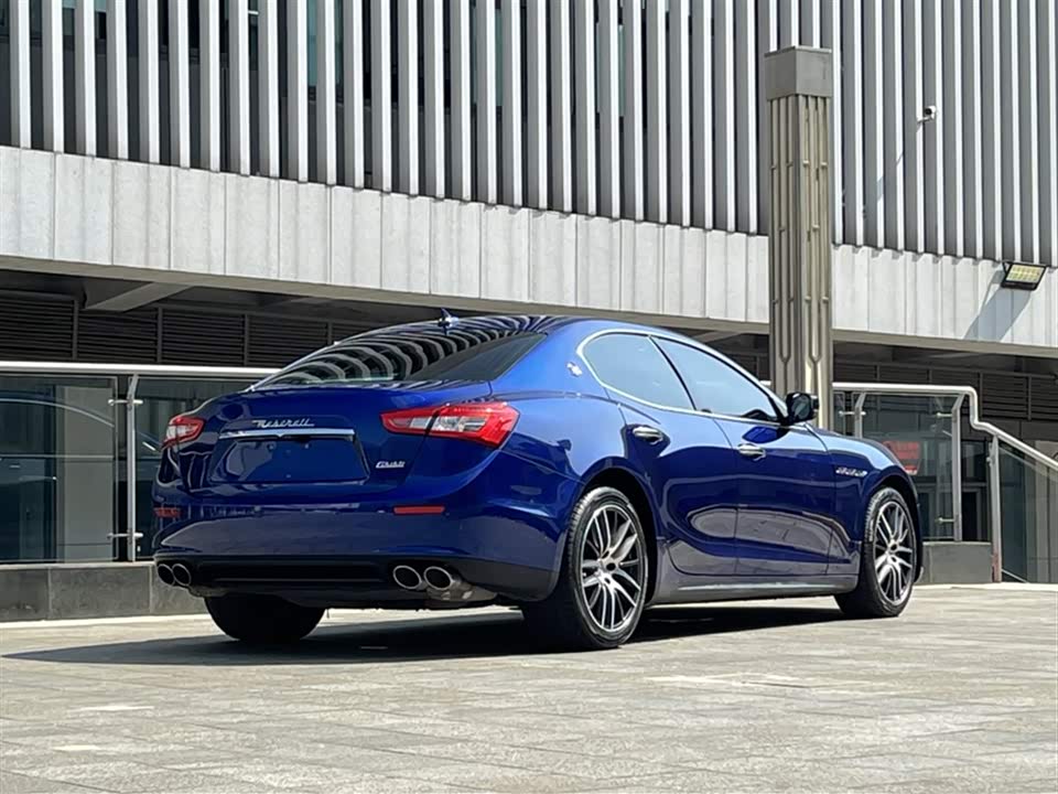 Maserati Ghibli Maserati Ghibli