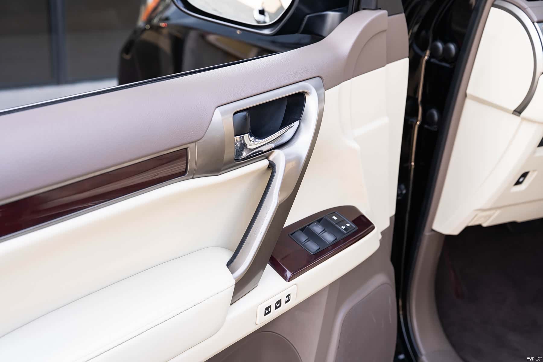 Lexus GX, 2013 20