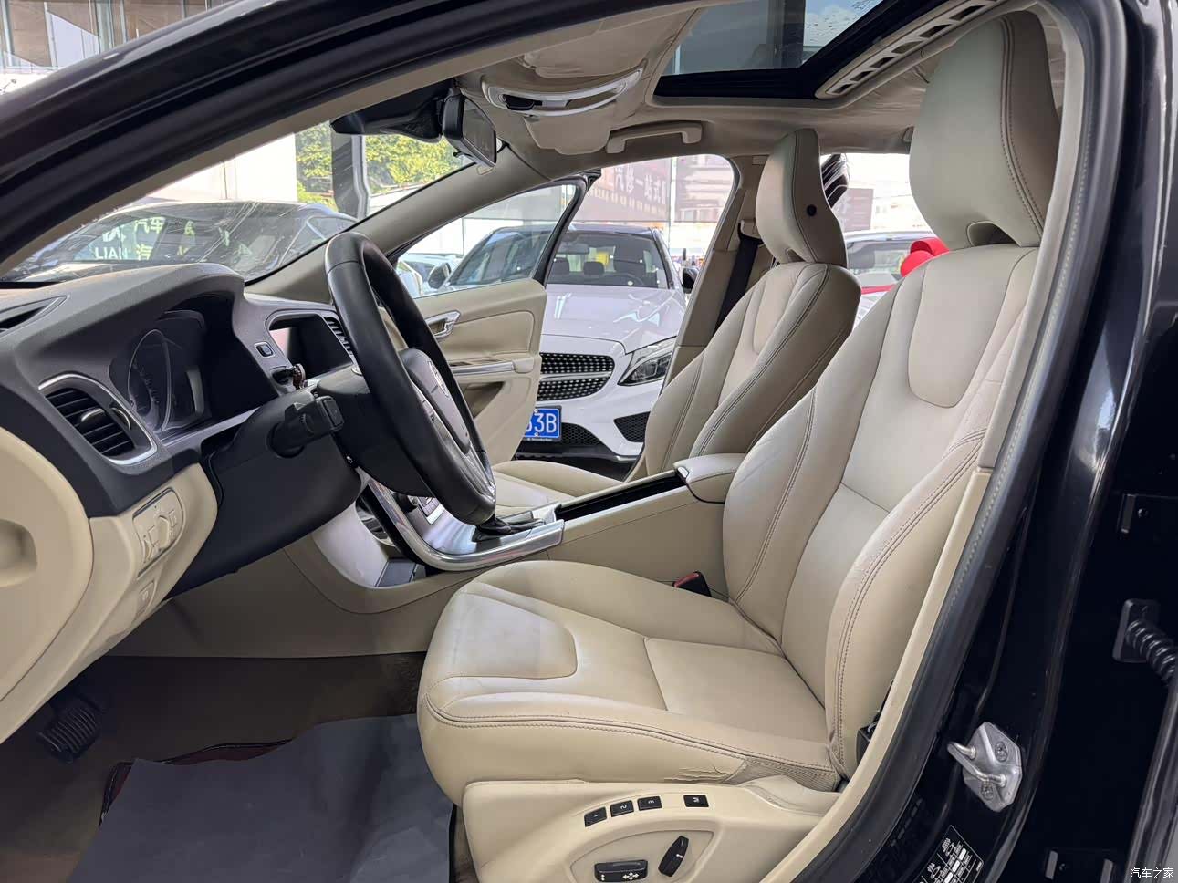 Volvo V60, 2014 9