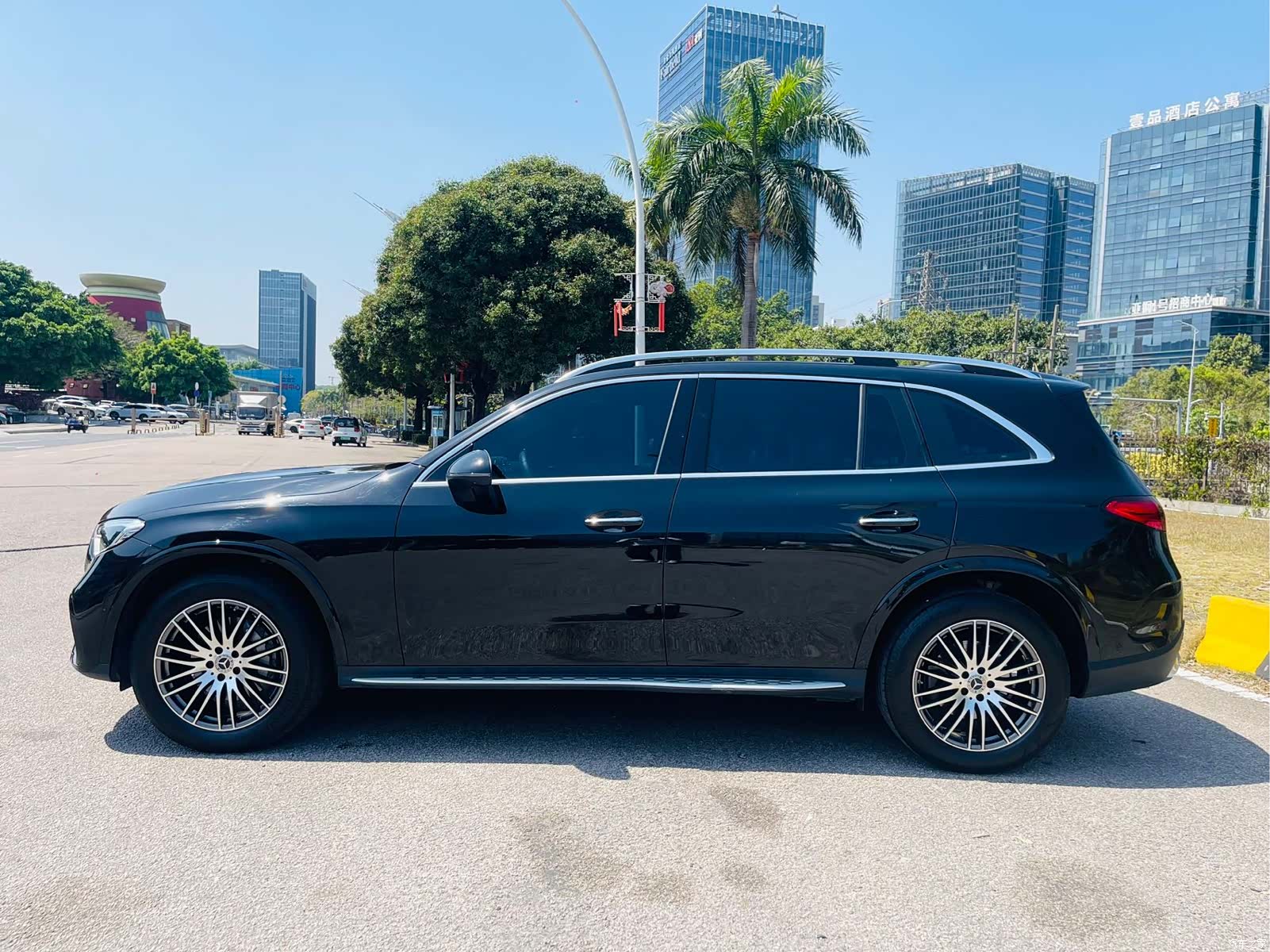 Mercedes-Benz GLC, 2023 12