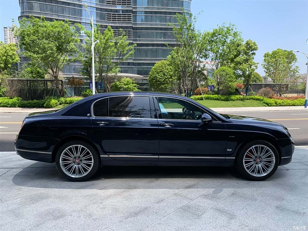Bentley Flying Spur, 2013 9