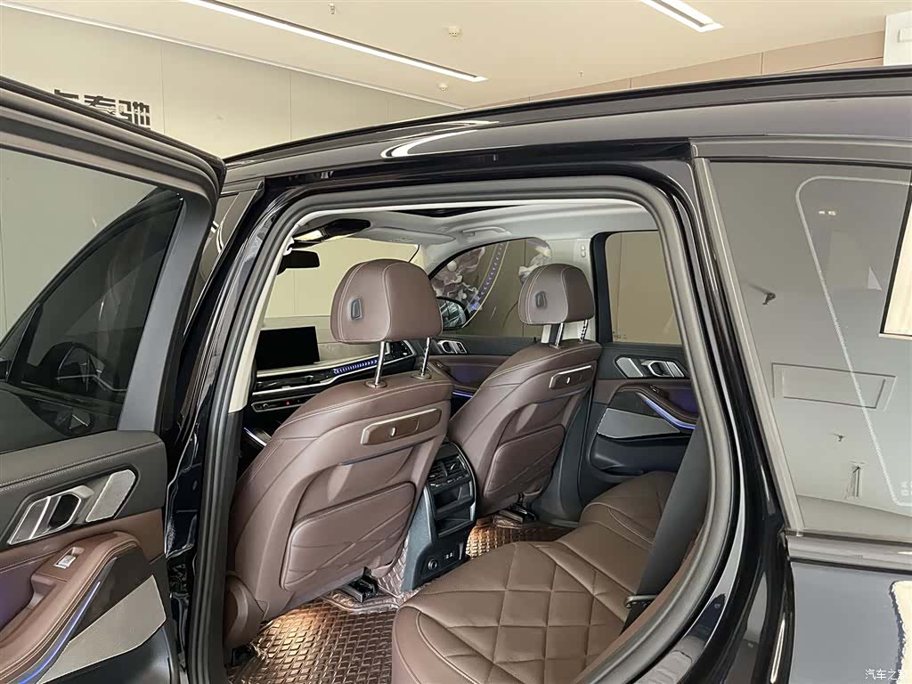 BMW X5, 2024 23