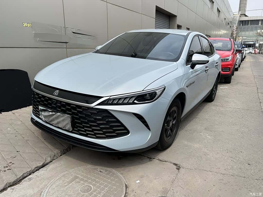 BYD Qin, 2025 1