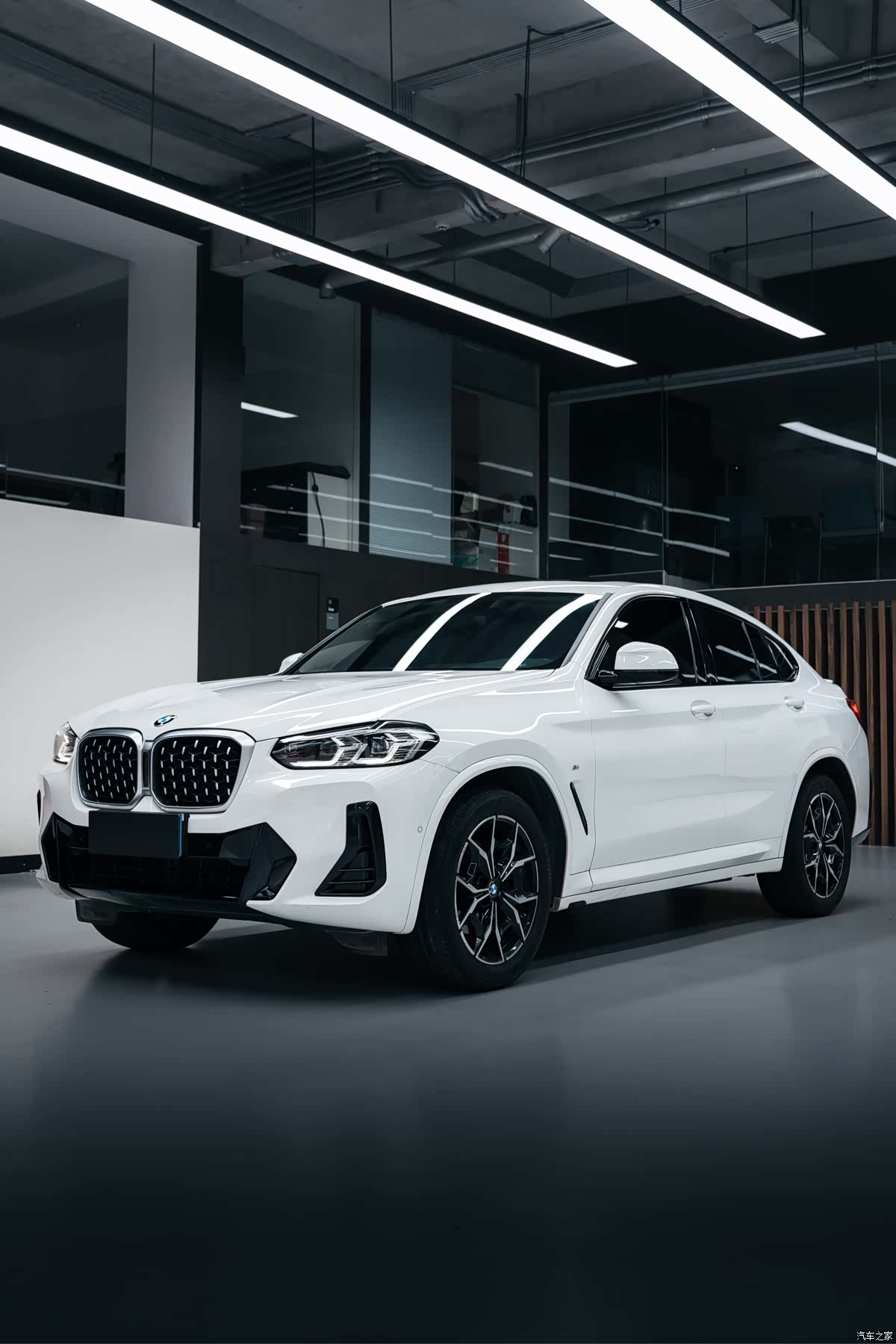 BMW X4, 2023 1
