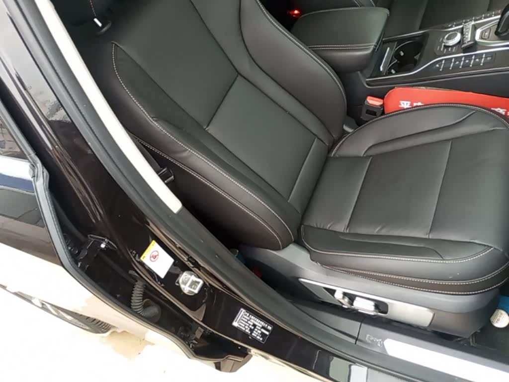 WEY VV6, 2019 25