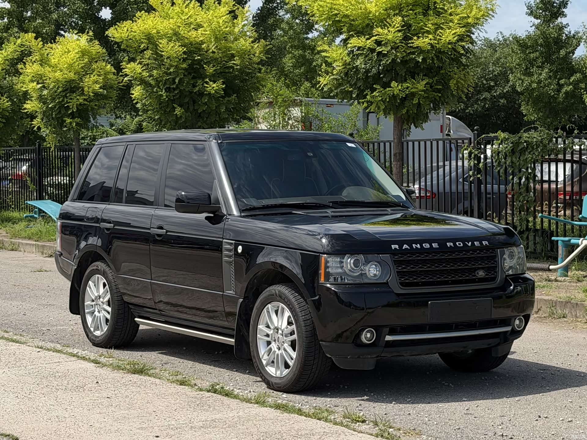 Land Rover Range Rover, 2011 3