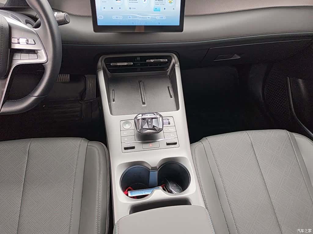 BYD Qin, 2025 14