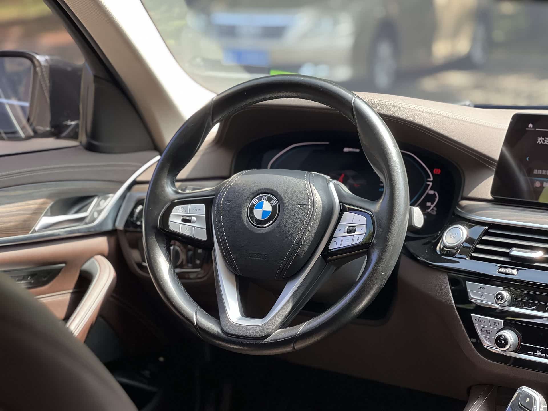 BMW 5 Series, 2020 8