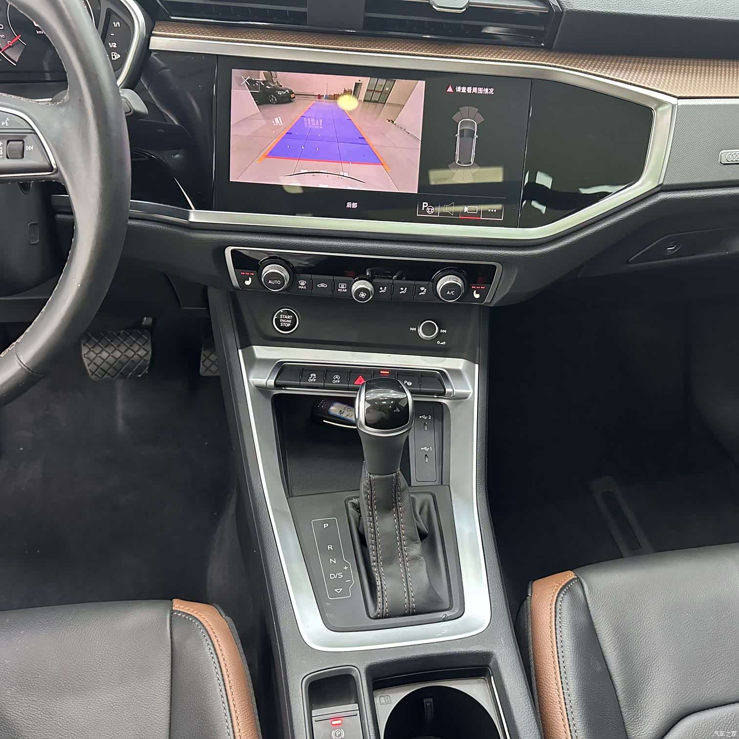 Audi Q3, 2023 14