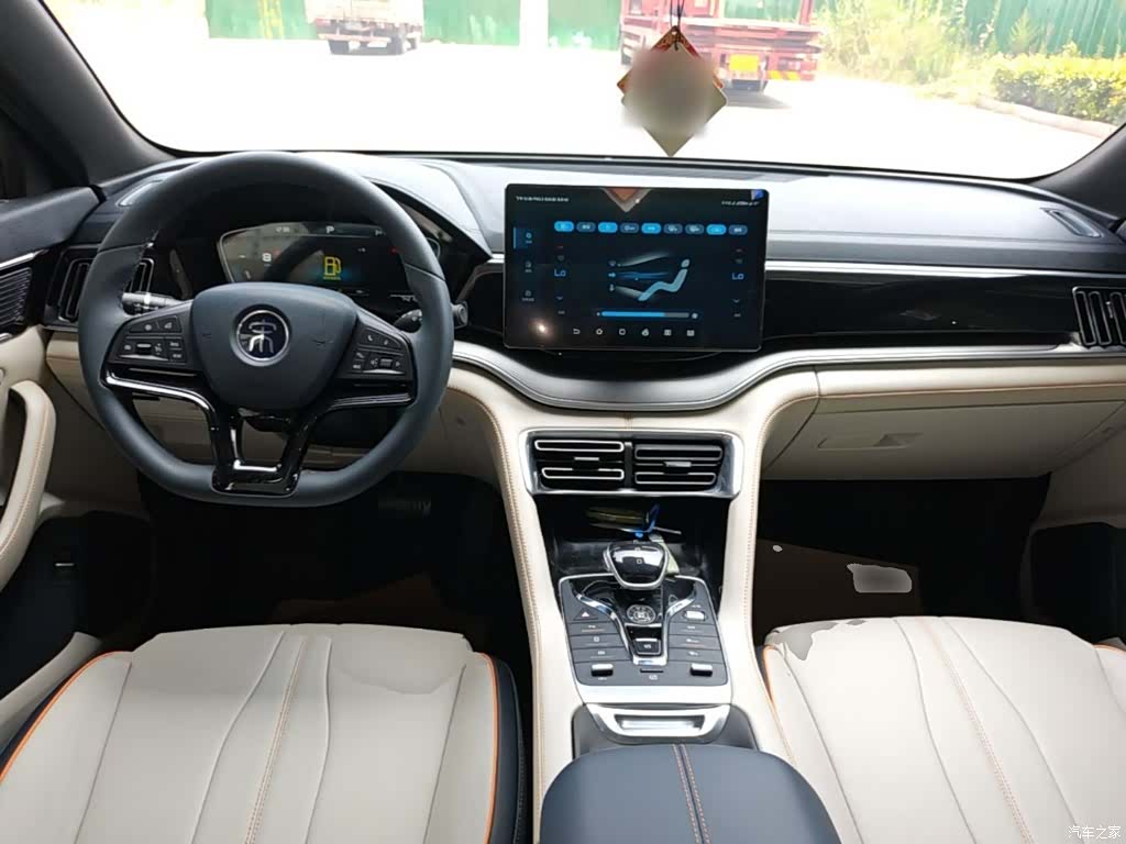 BYD Song, 2022 10