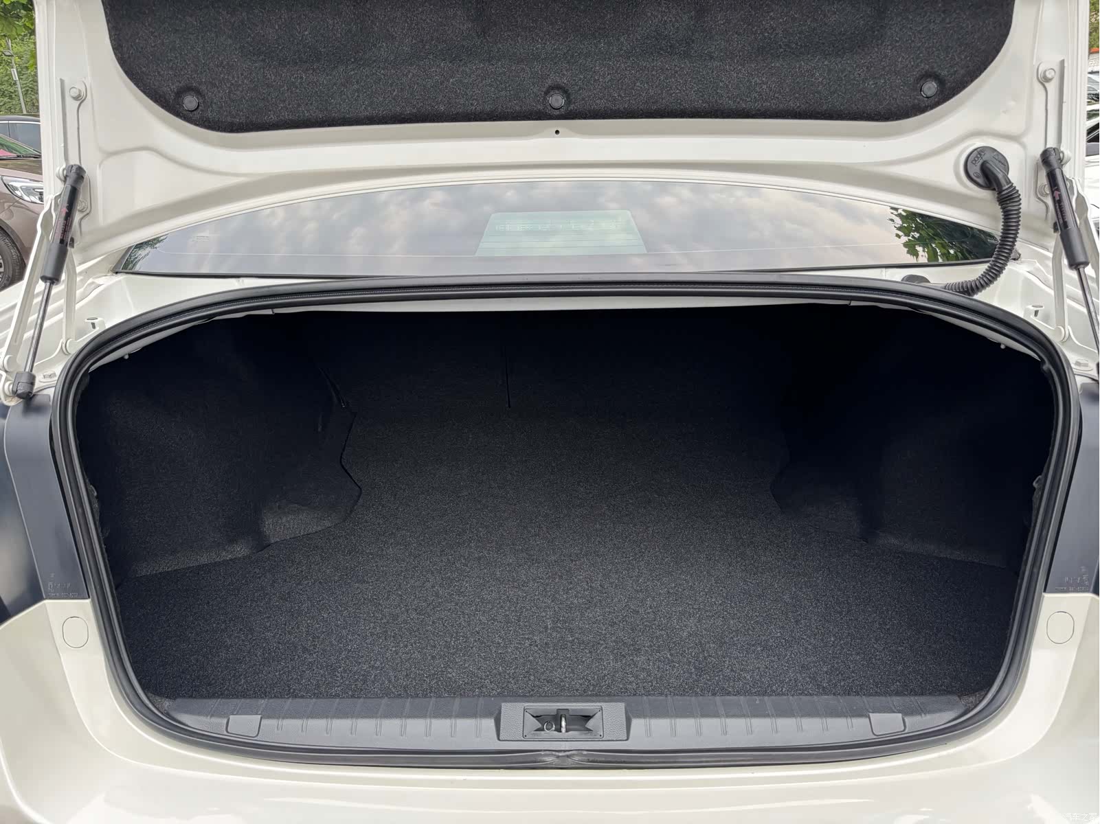 Subaru Legacy, 2020 13