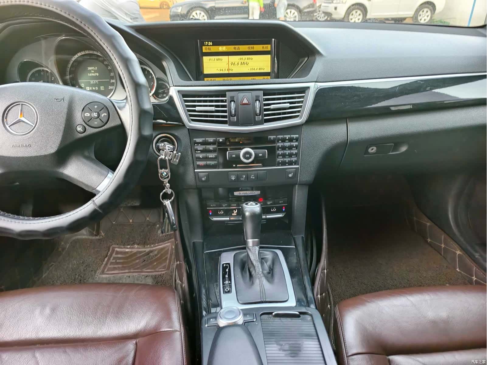 Mercedes-Benz E-Class, 2011 15