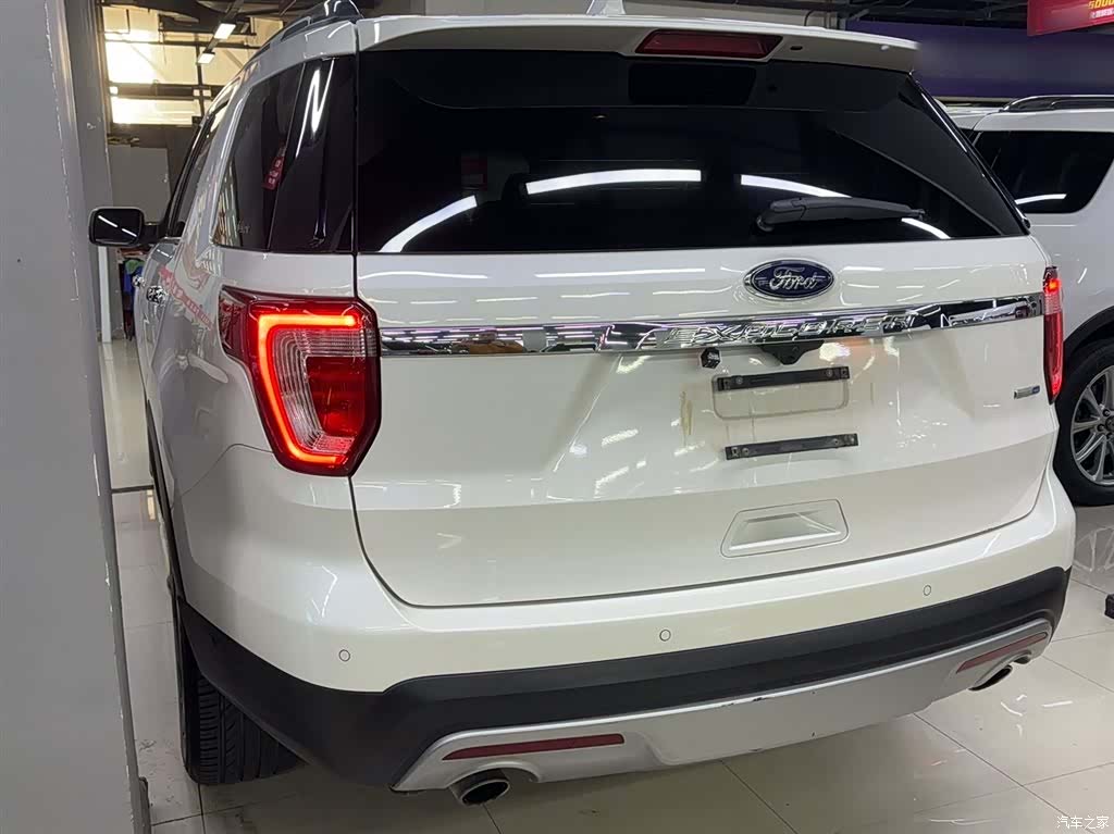 Ford Explorer, 2016 7