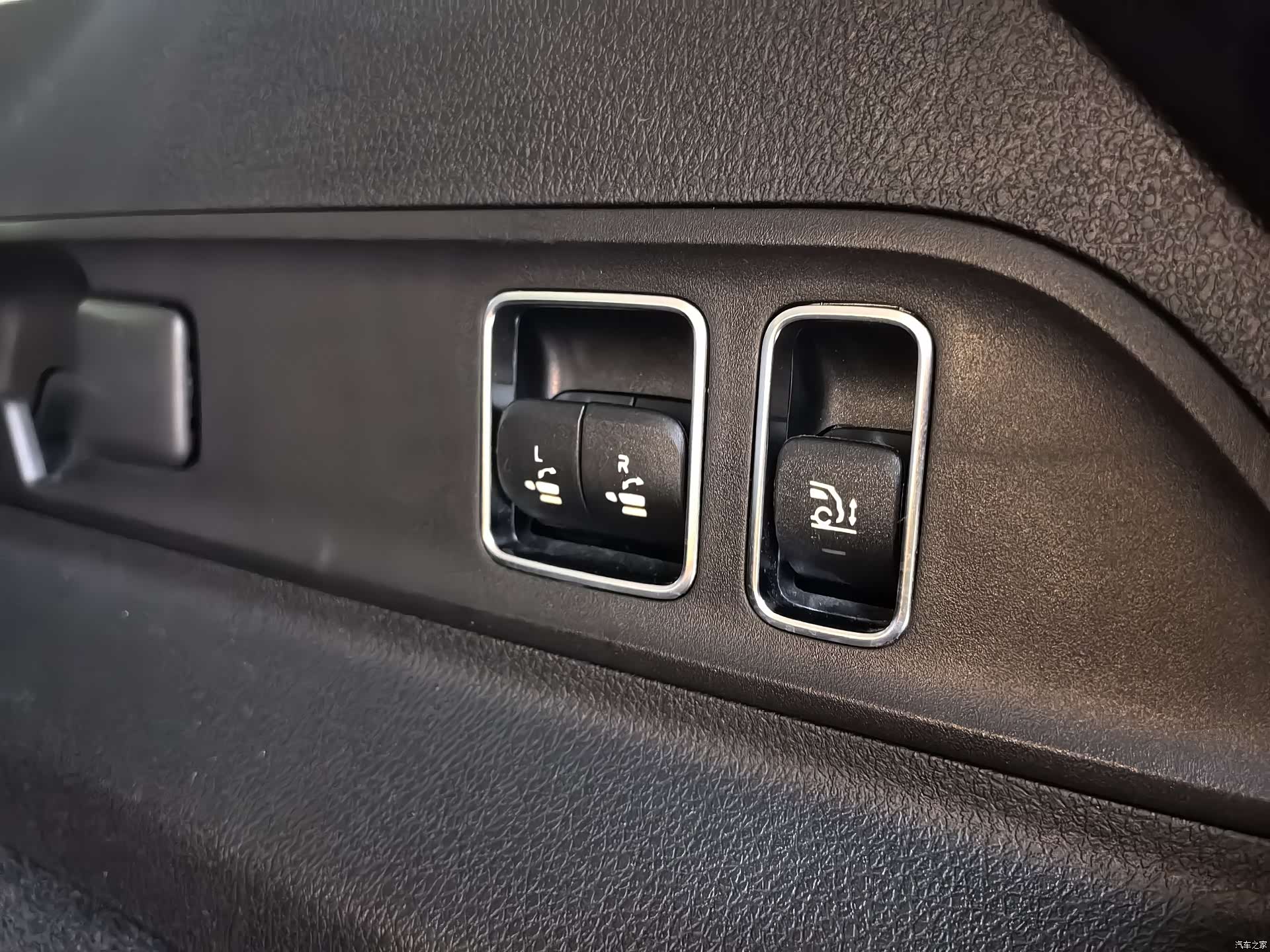 Mercedes-Benz GLE, 2020 16