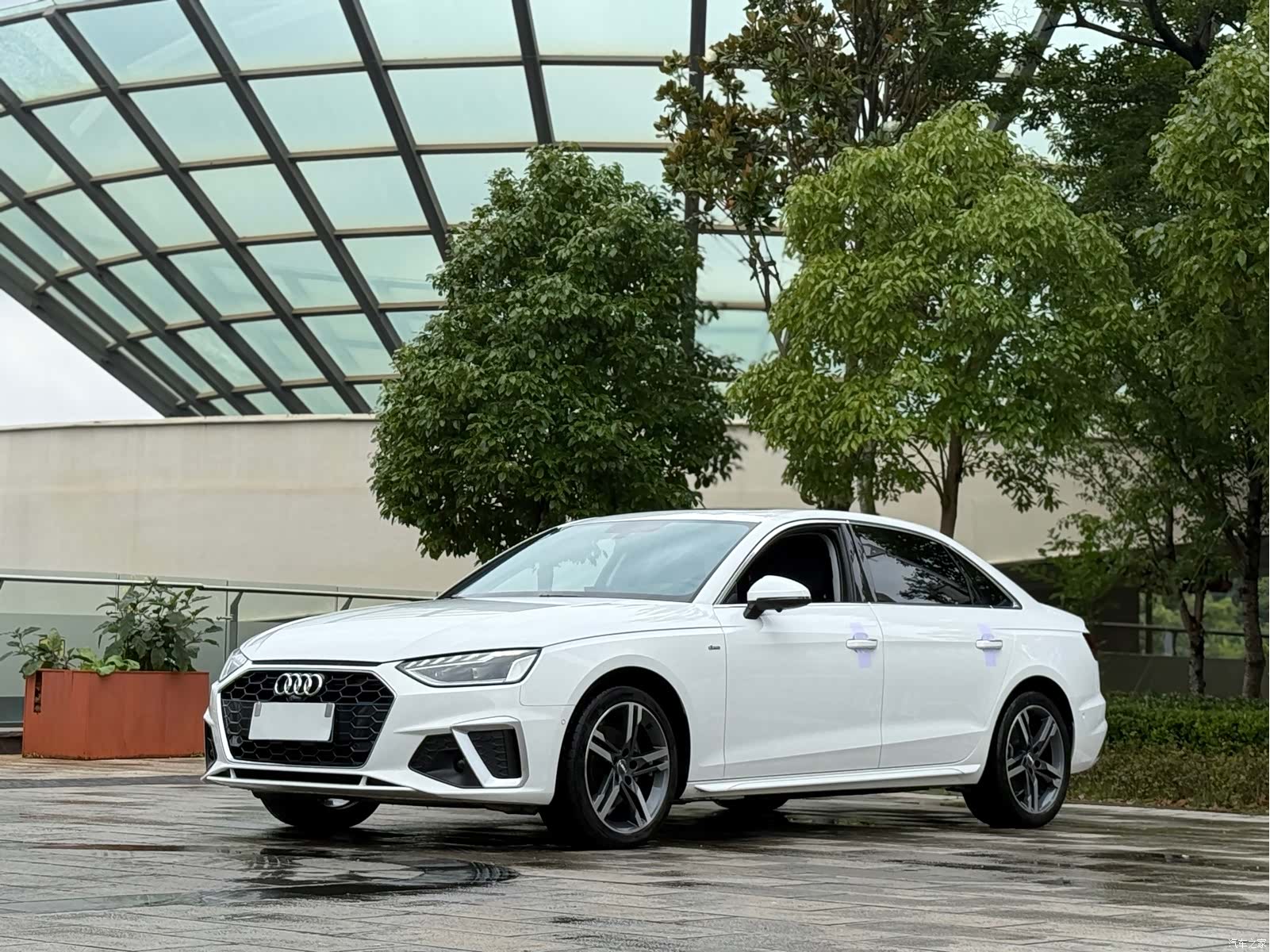 Audi A4L, 2020 1