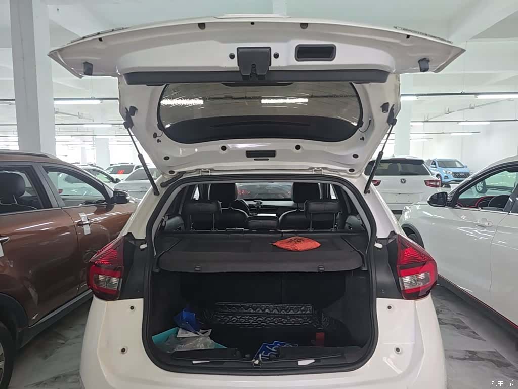Chery 3x, 2020 19