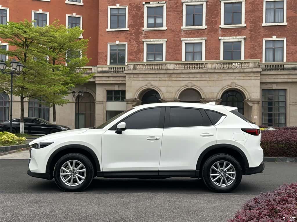 Mazda CX-5, 2022 14