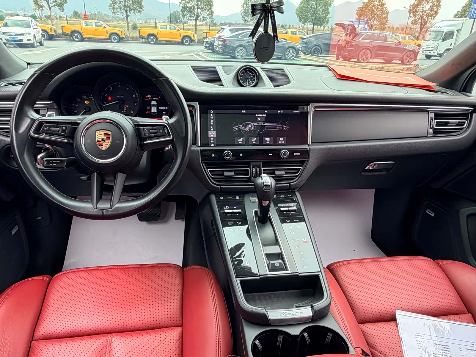 Porsche Macan, 2023 7