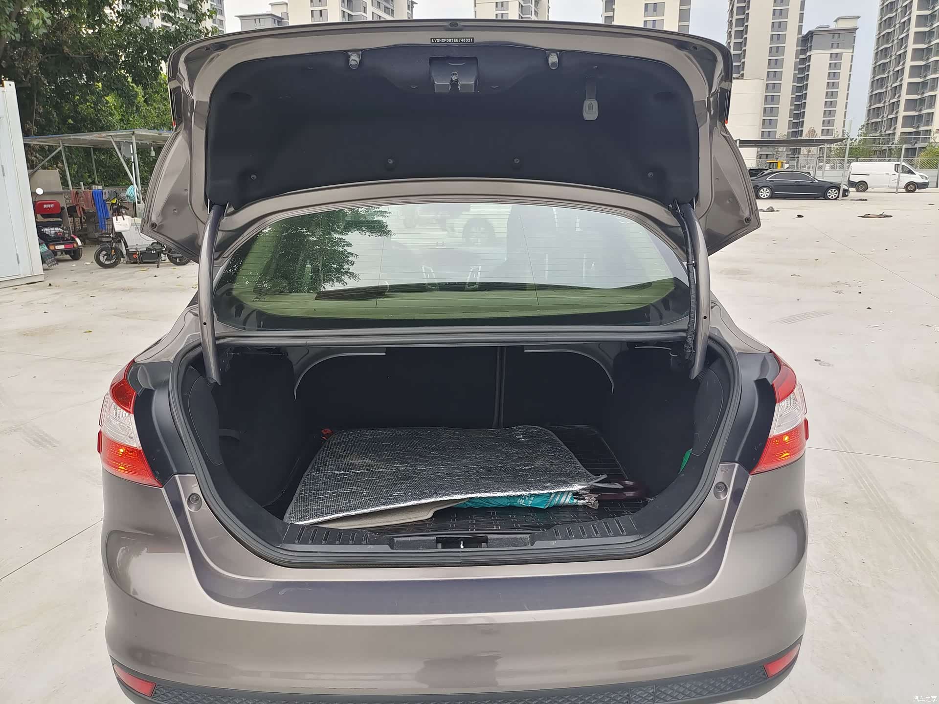 Ford Focus, 2014 10