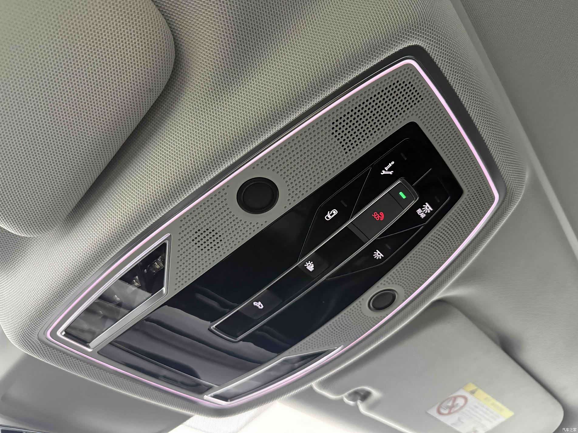 Audi A8L, 2023 12