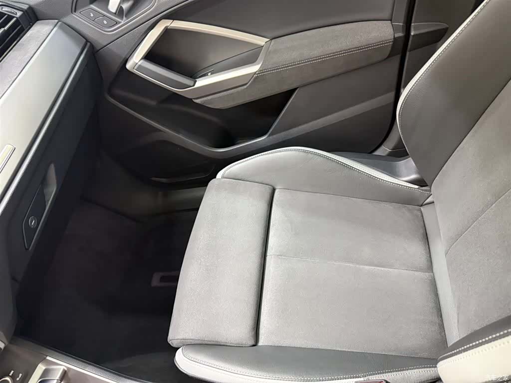 Audi Q3, 2023 19