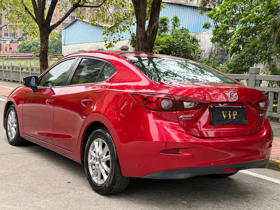 Mazda 3 Angkesaila
