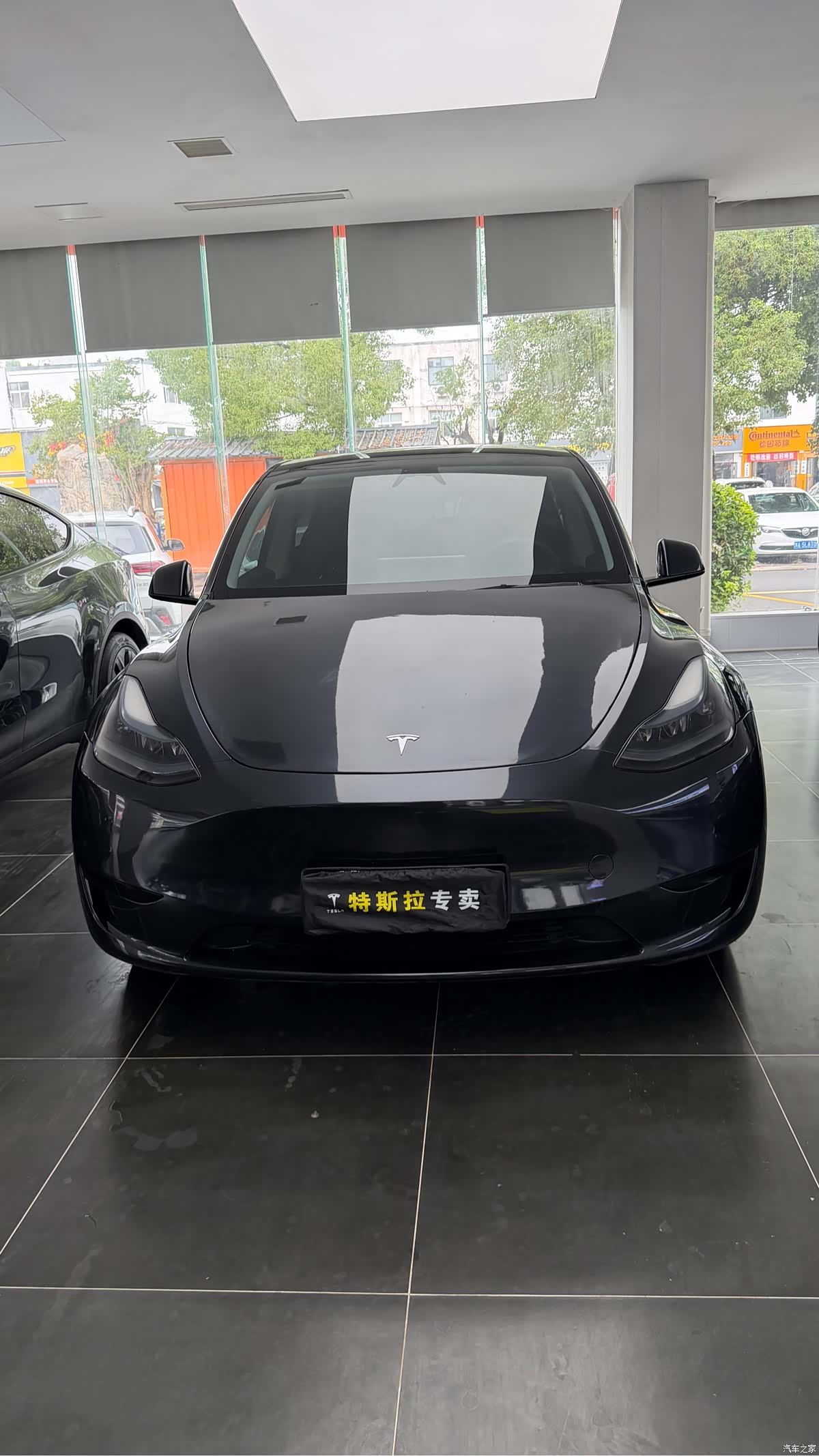 Tesla Model Y, 2024 2