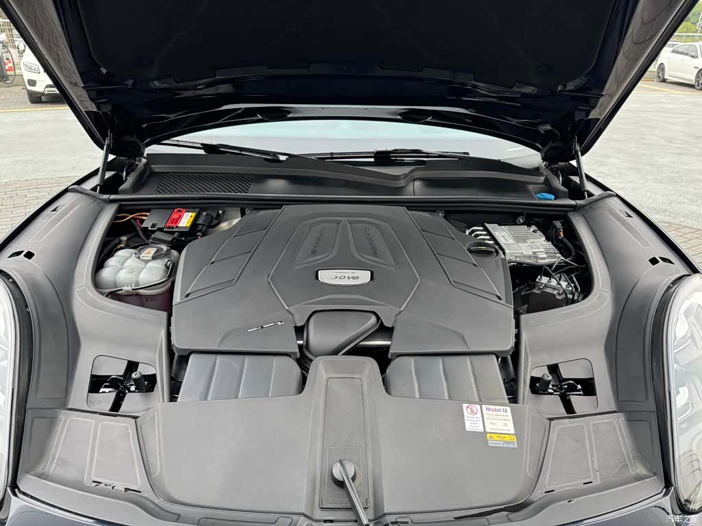 Porsche Cayenne, 2022 9