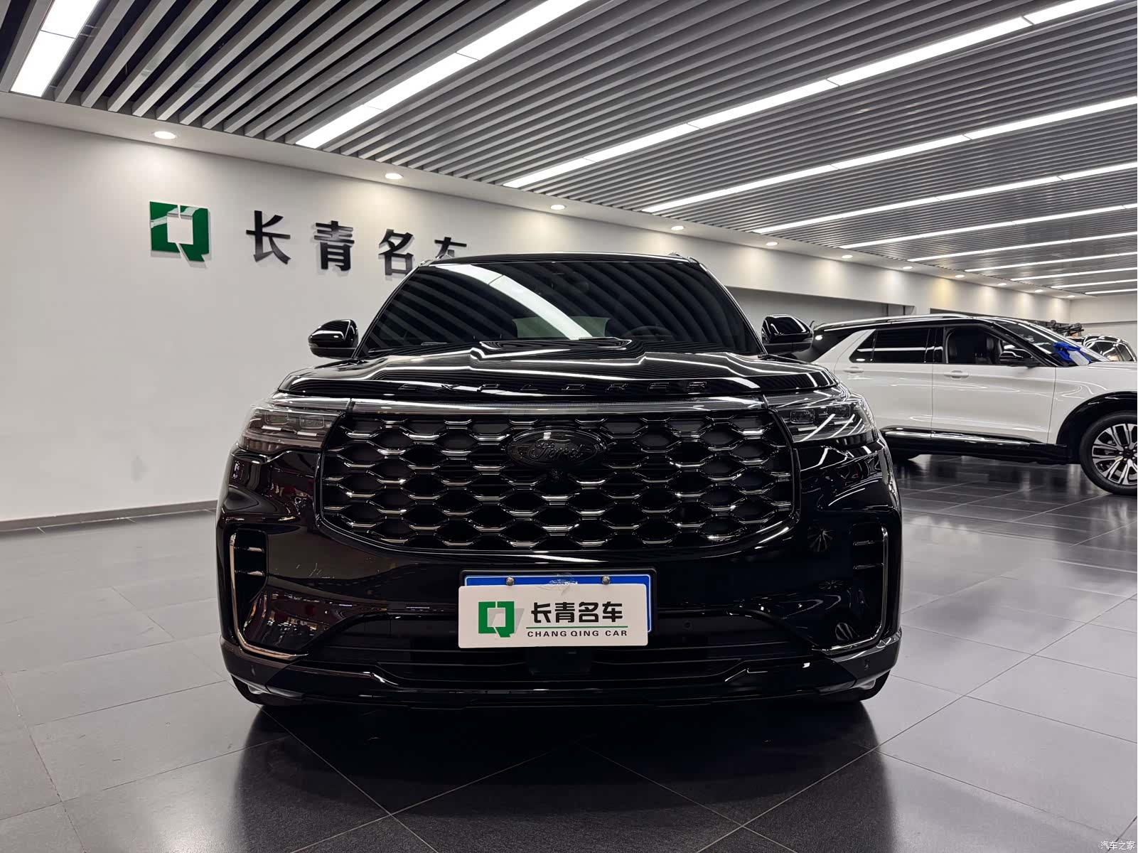 Ford Explorer, 2022 2