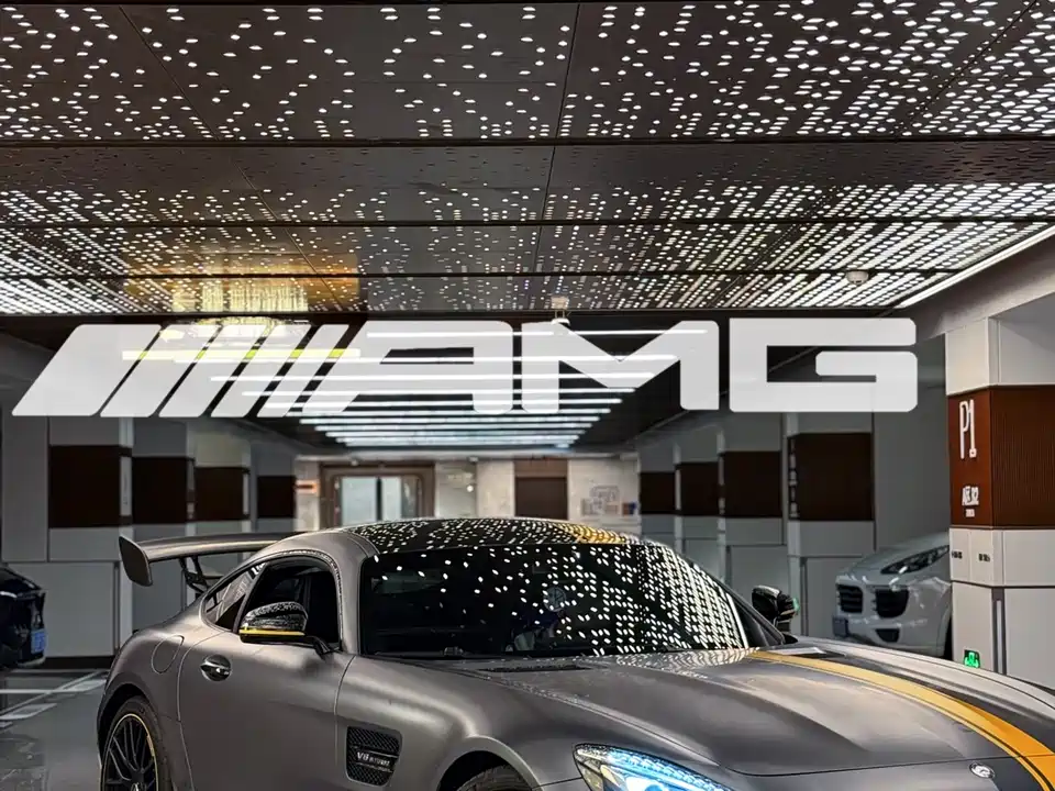 Mercedes-Benz AMG GT Mercedes-Benz AMG GT