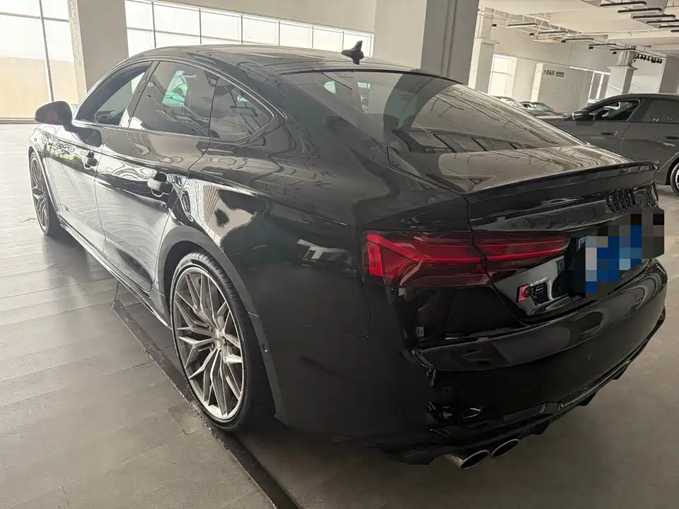 Audi S5