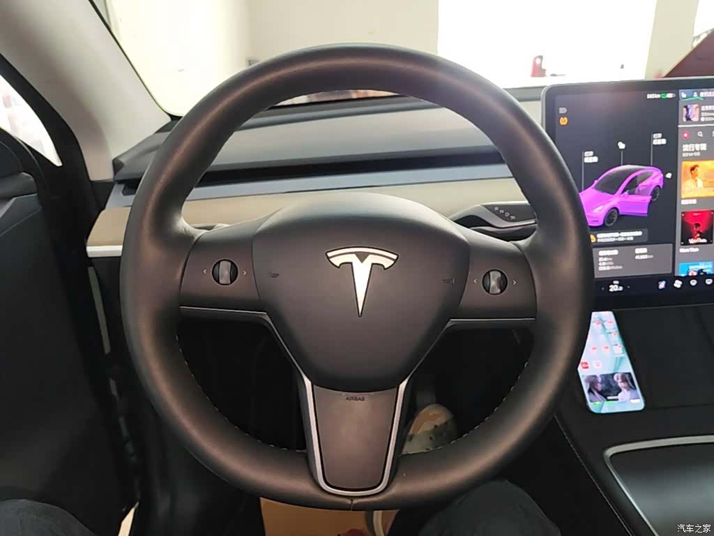 Tesla Model Y, 2021 11