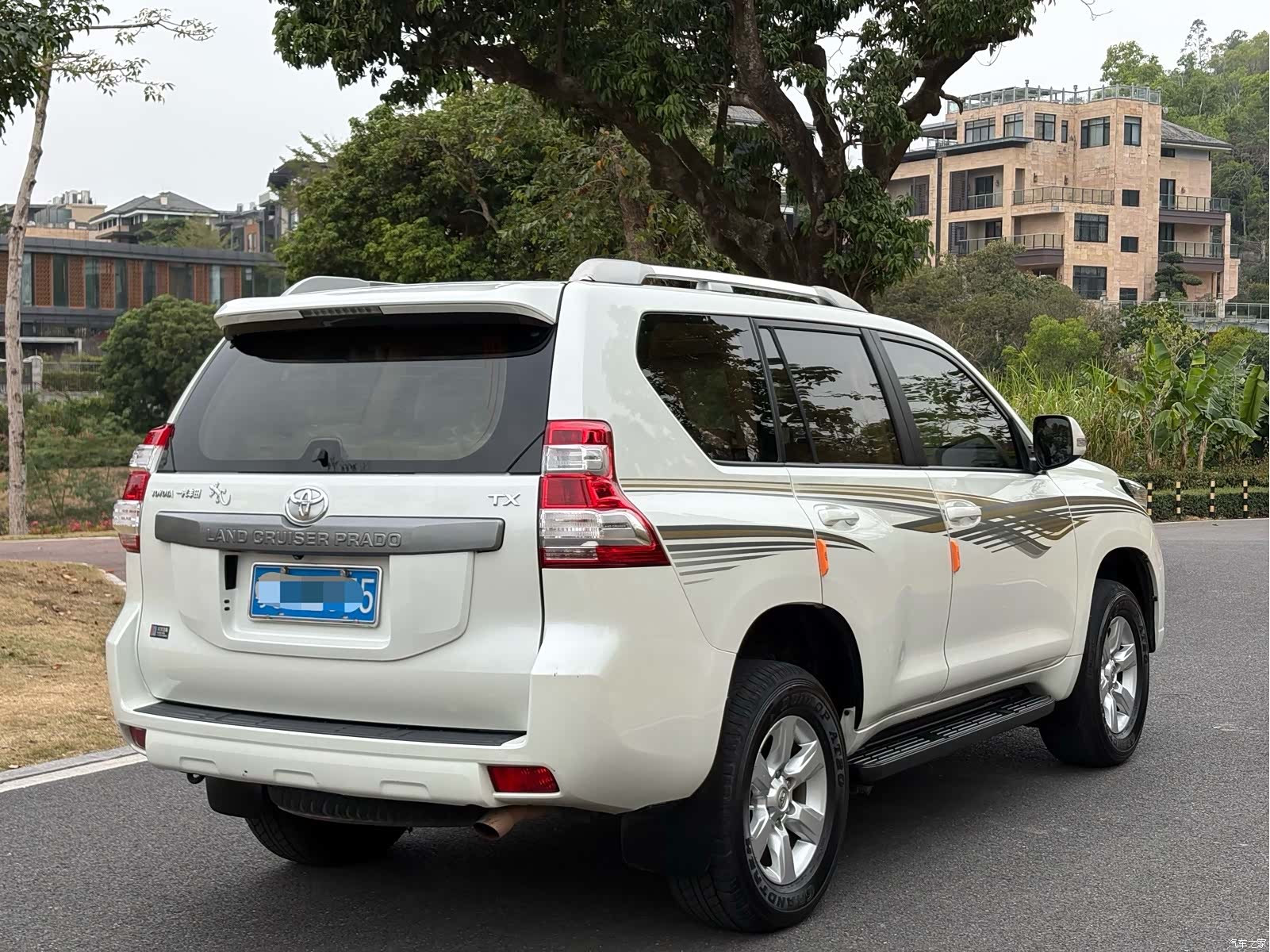 Toyota Prado, 2015 9