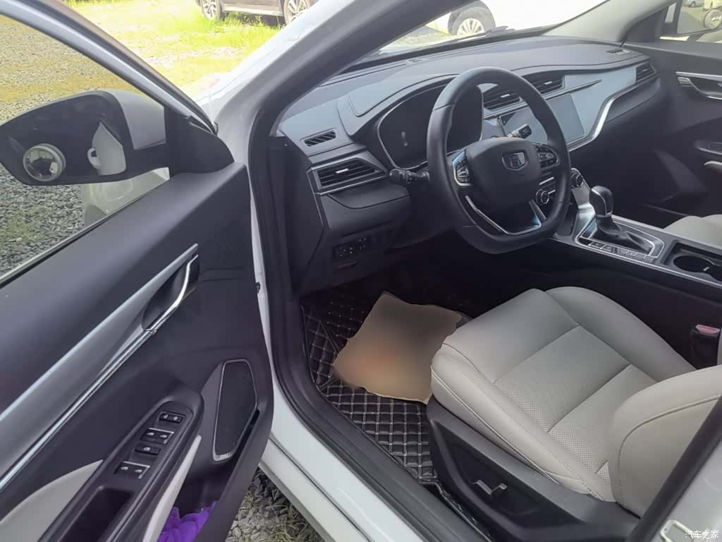 Geely Binray, 2019 16