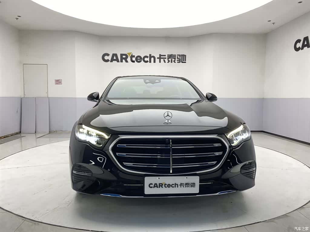 Mercedes-Benz E-Class, 2024 3