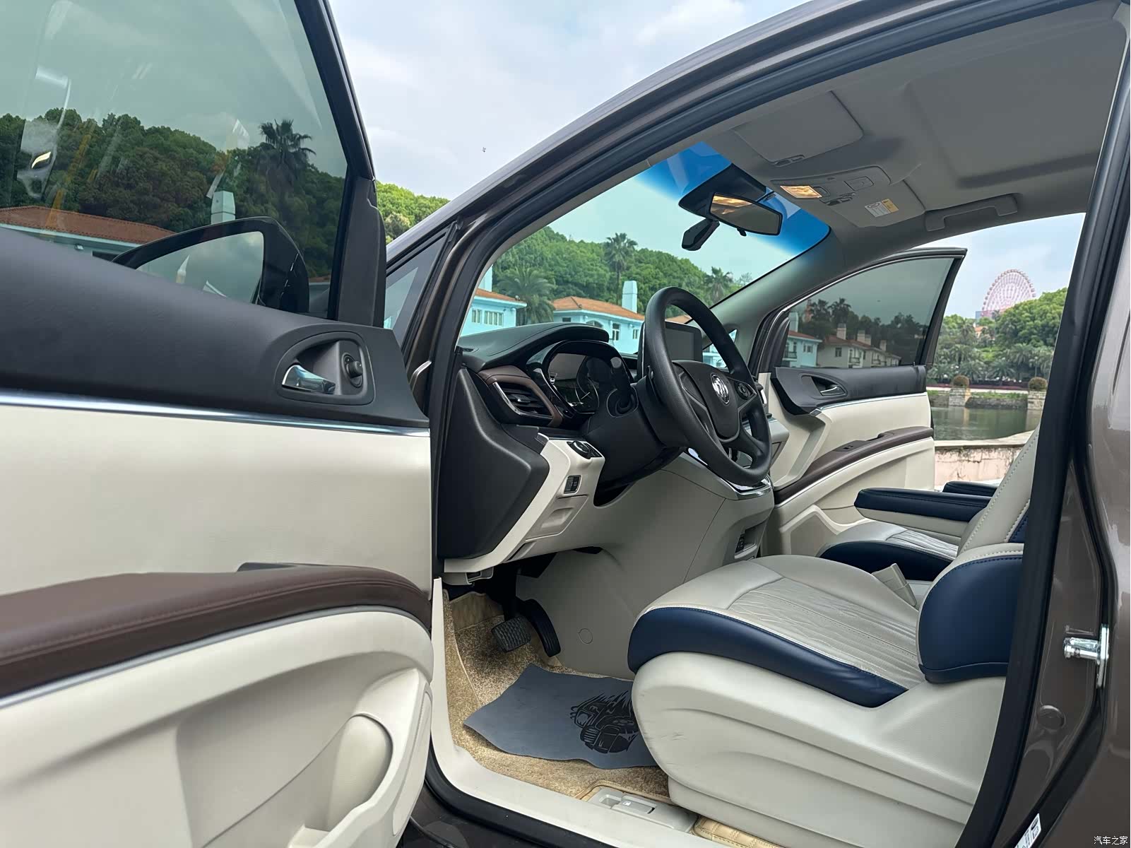 Buick GL8, 2023 9