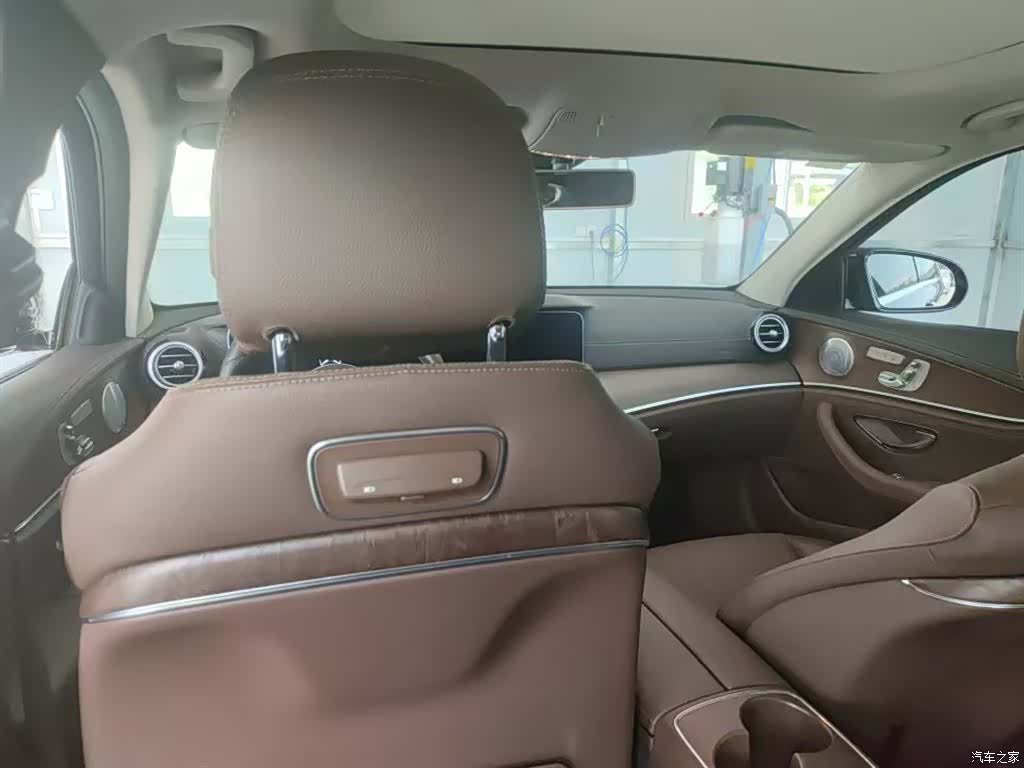 Mercedes-Benz E-Class, 2020 6