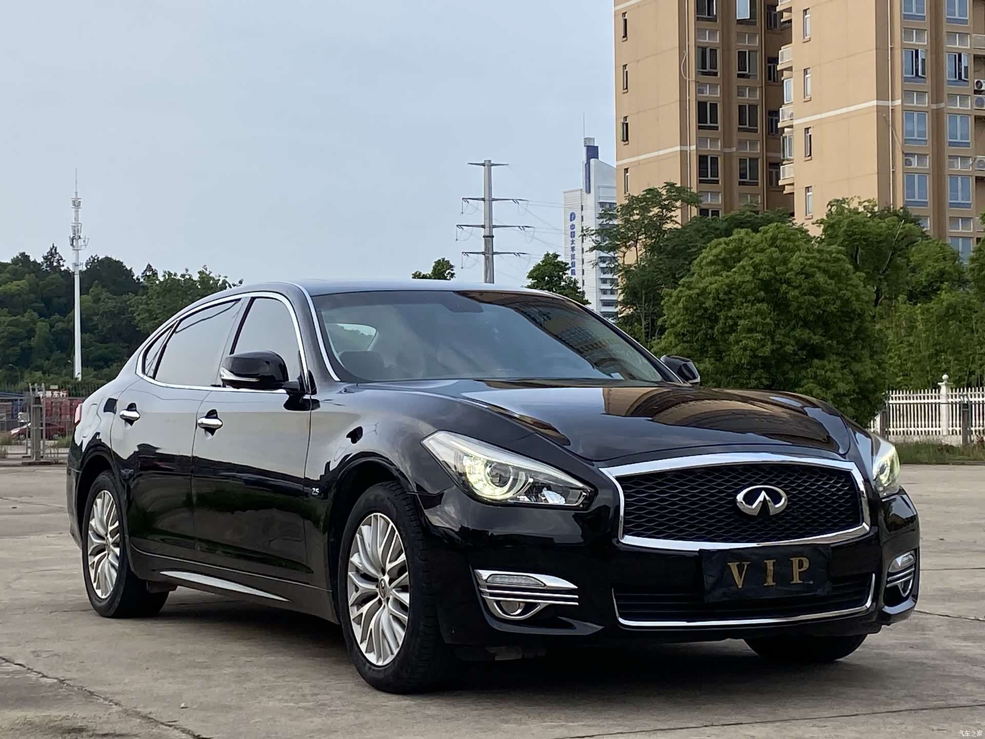 Infiniti Q70, 2018 3