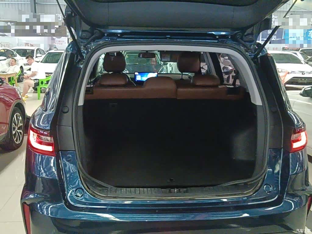 Geely X6, 2022 19