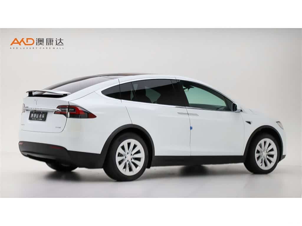 Tesla Model X, 2017 3