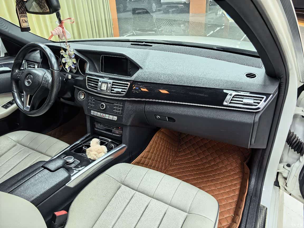 Mercedes-Benz E-Class, 2015 7