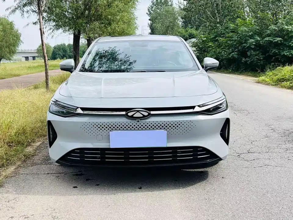 Chery Fulwin Fengyun A8