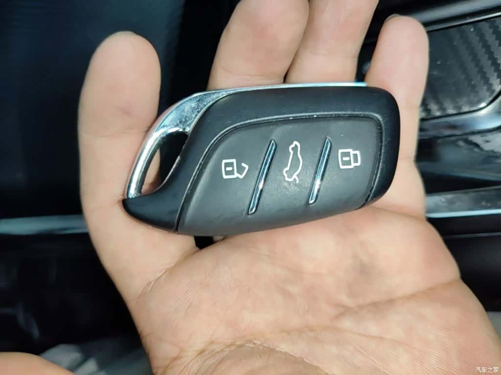 Roewe i5, 2022 9
