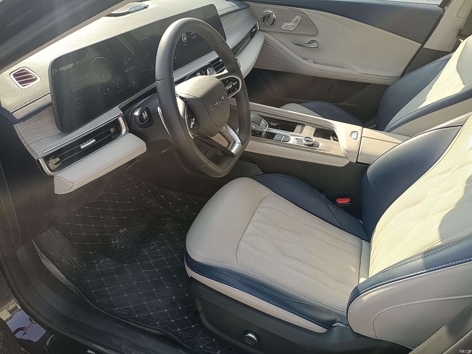 Chery Arrizo 8, 2022 все фото