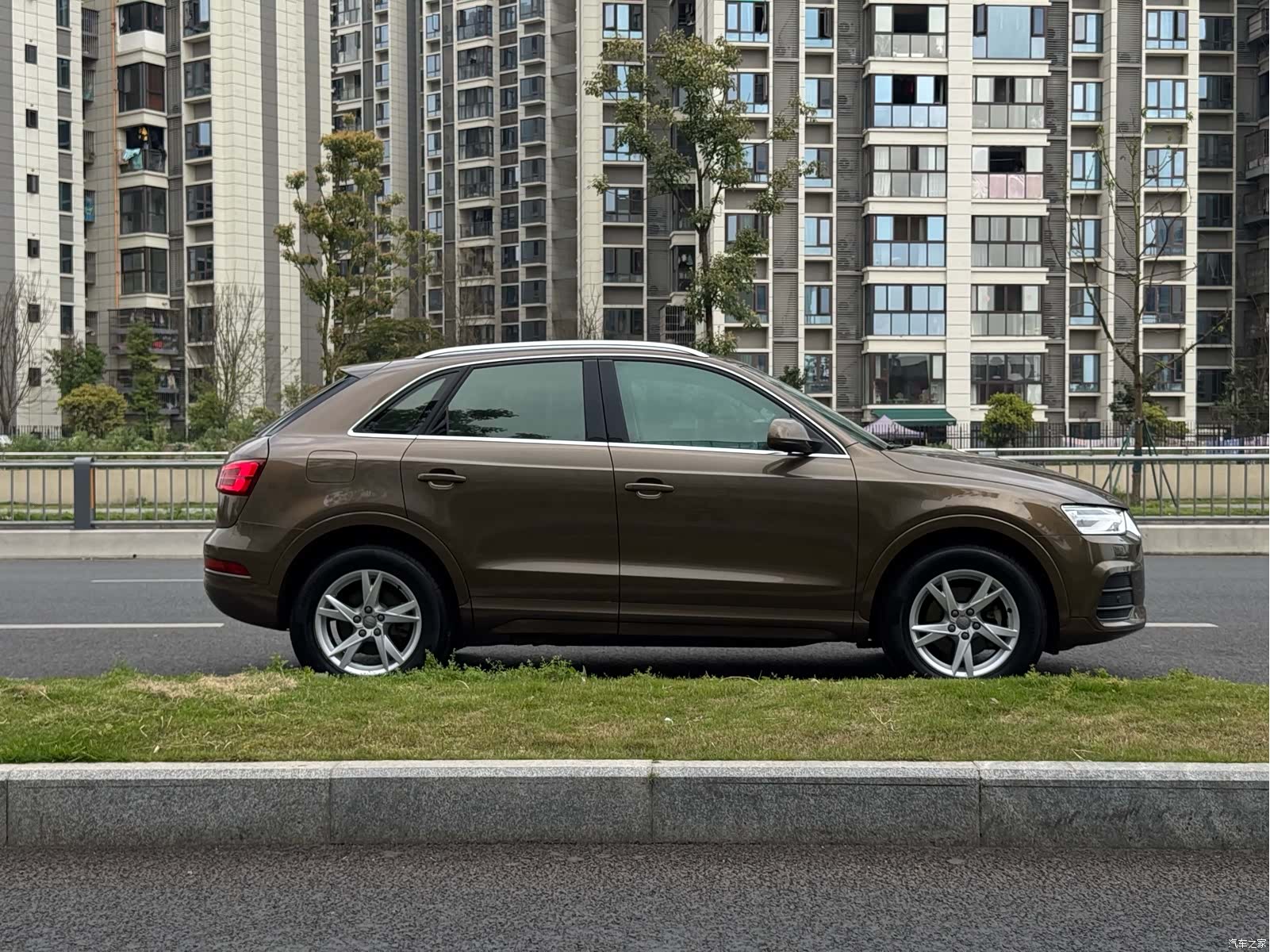 Audi Q3, 2016 14