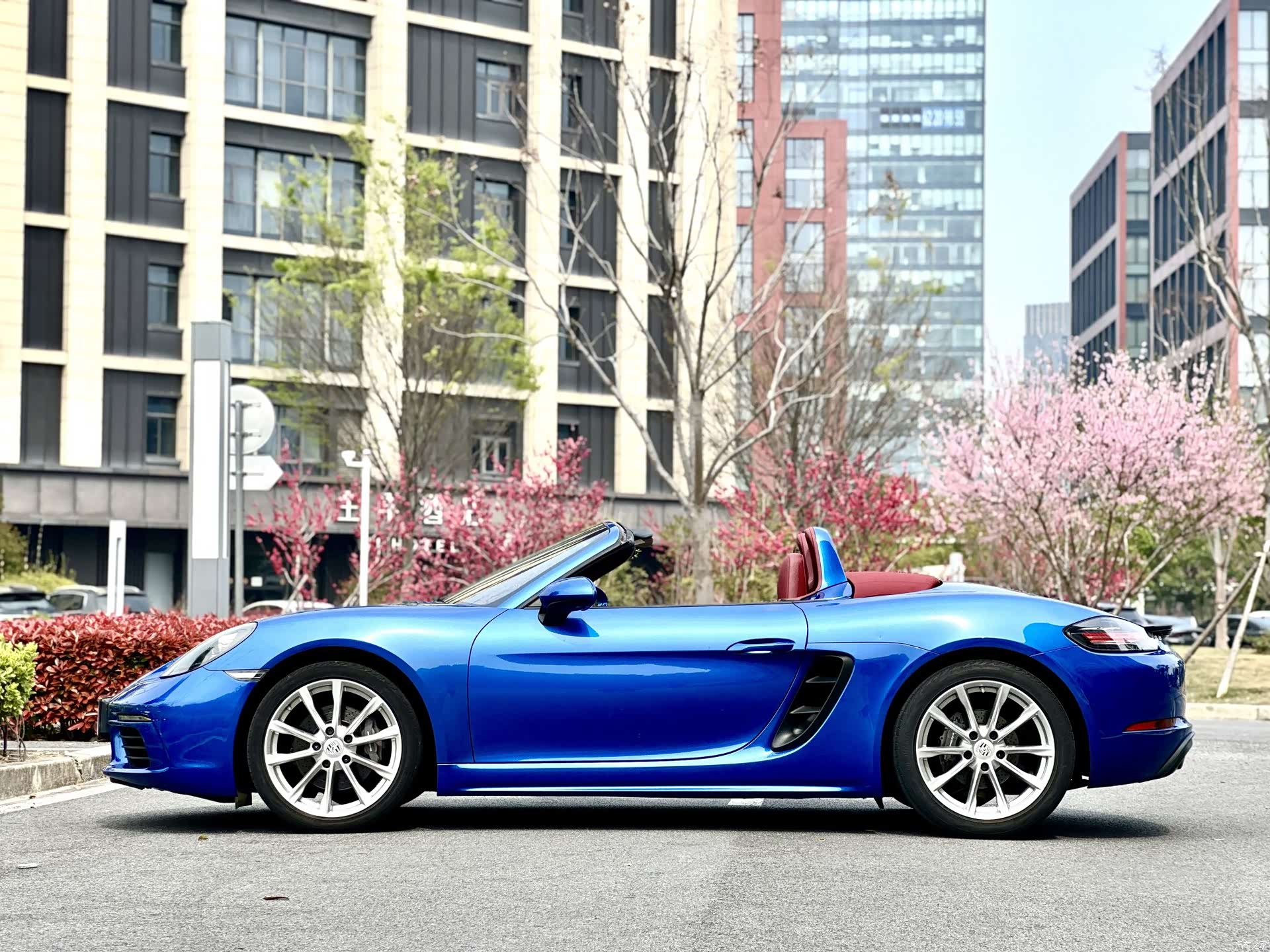 Porsche Boxster, 2019 12