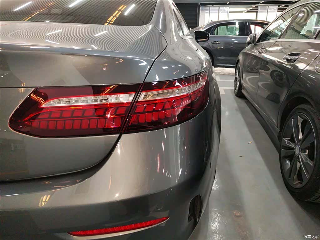 Mercedes-Benz E-Class, 2022 24