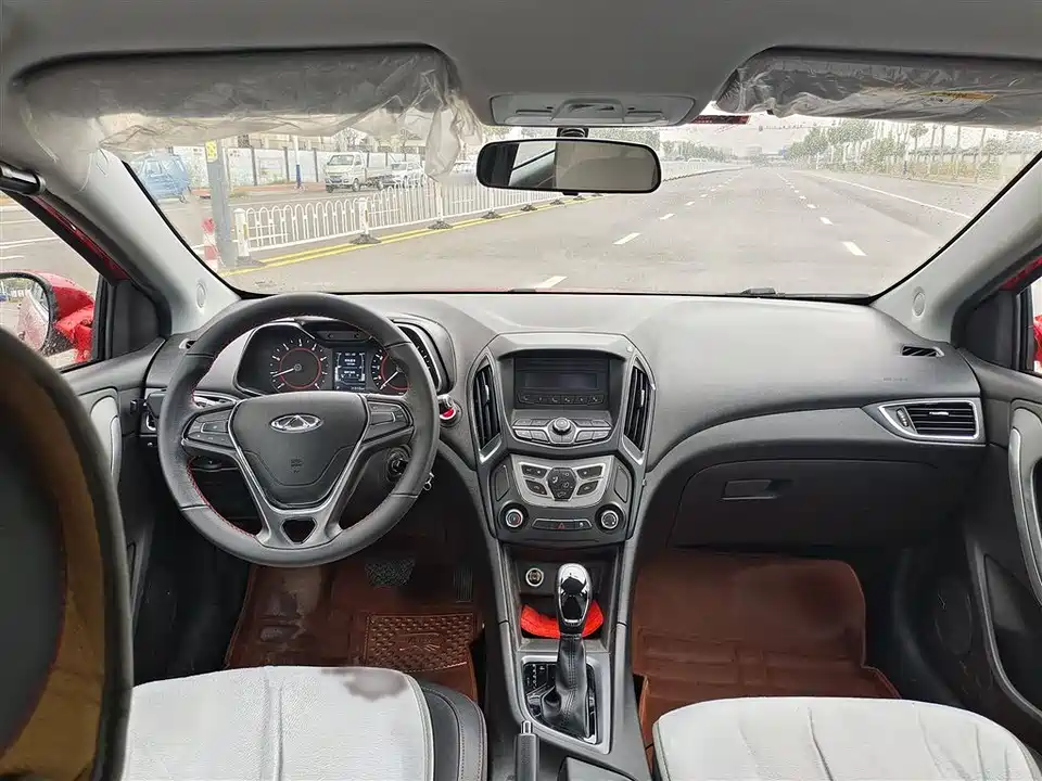 Chery Arrizo 5
